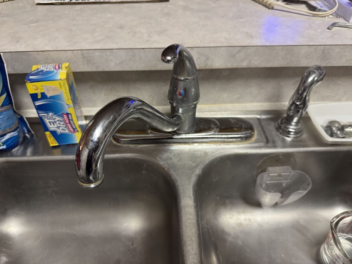 Kitchen faucet installation